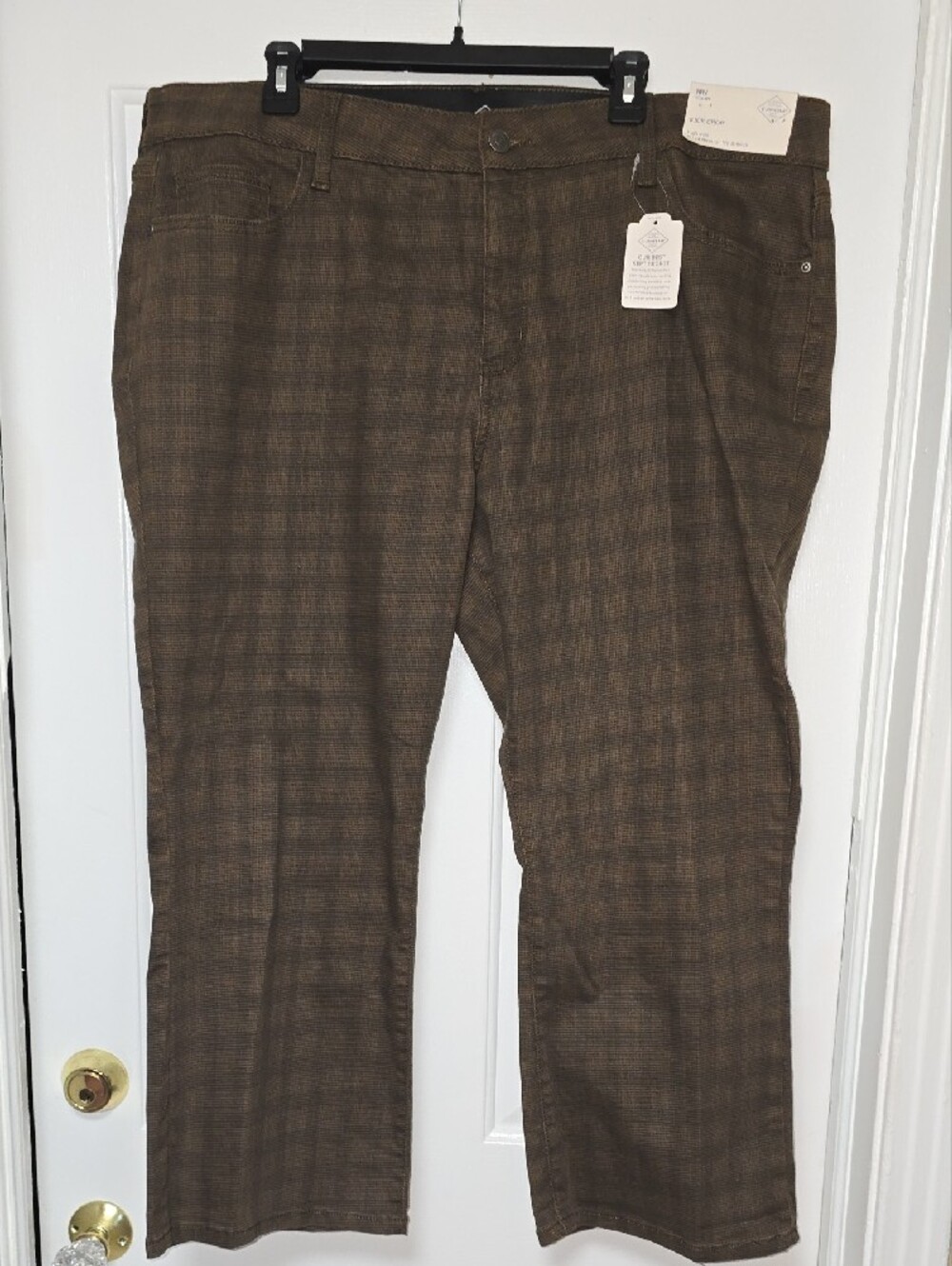 St. John's Bay Brown Plaid Kick Crop Pants Size 18W - Picture 2 of 11